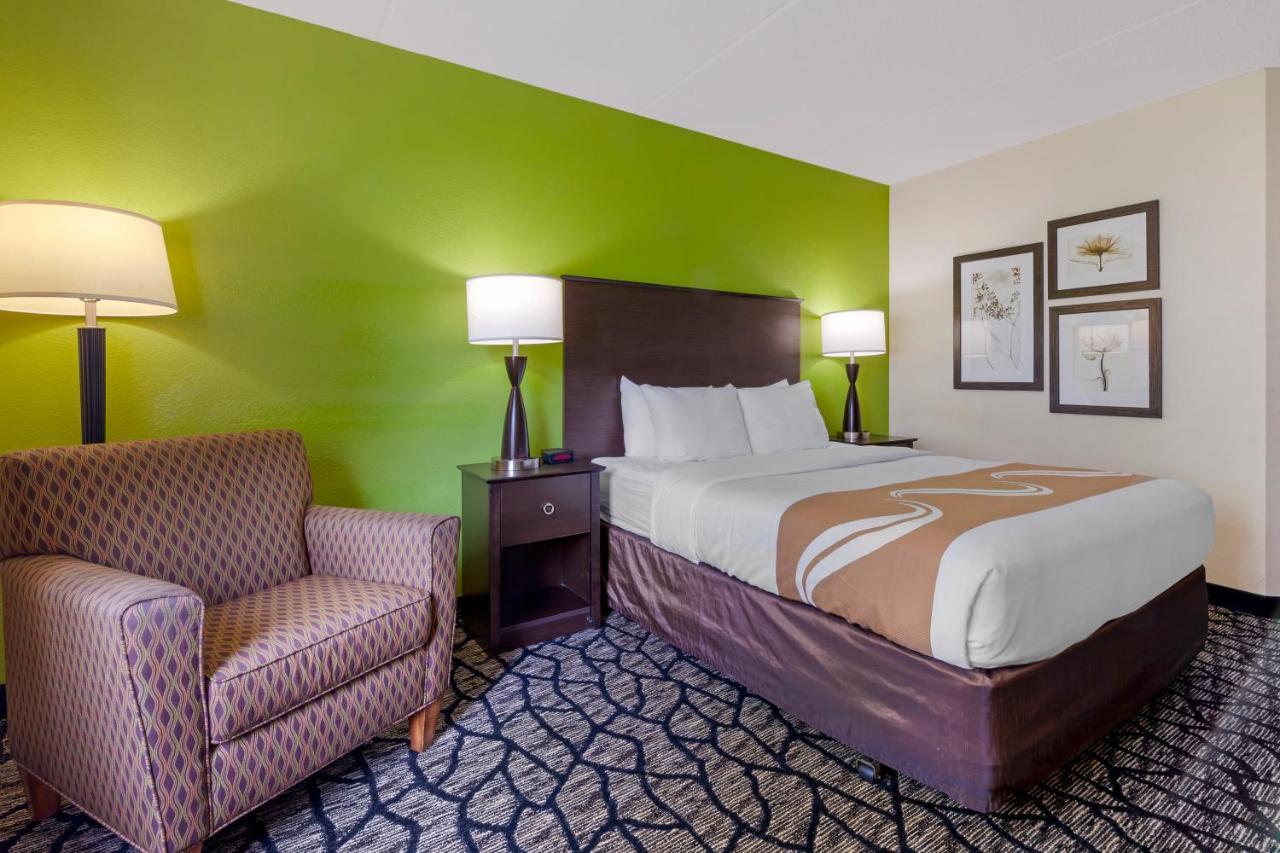 Quality Inn Oshkosh Extérieur photo