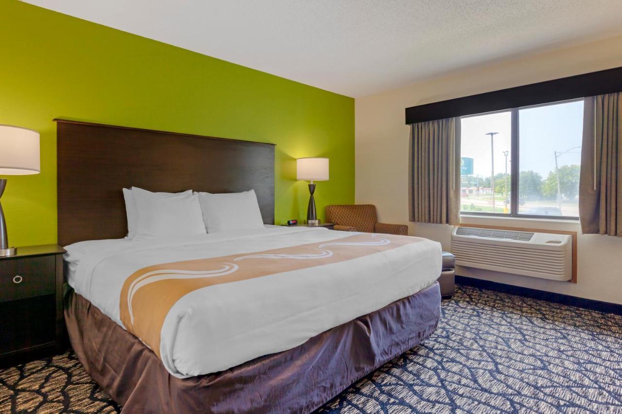 Quality Inn Oshkosh Extérieur photo