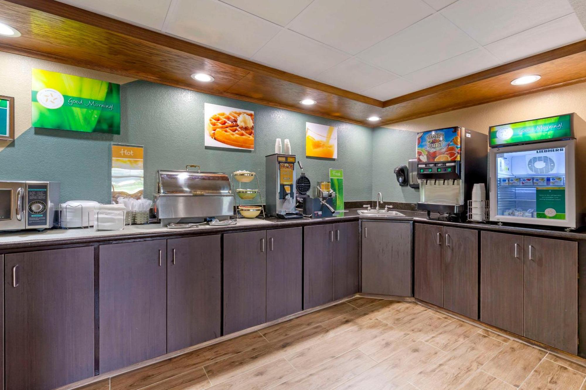 Quality Inn Oshkosh Extérieur photo