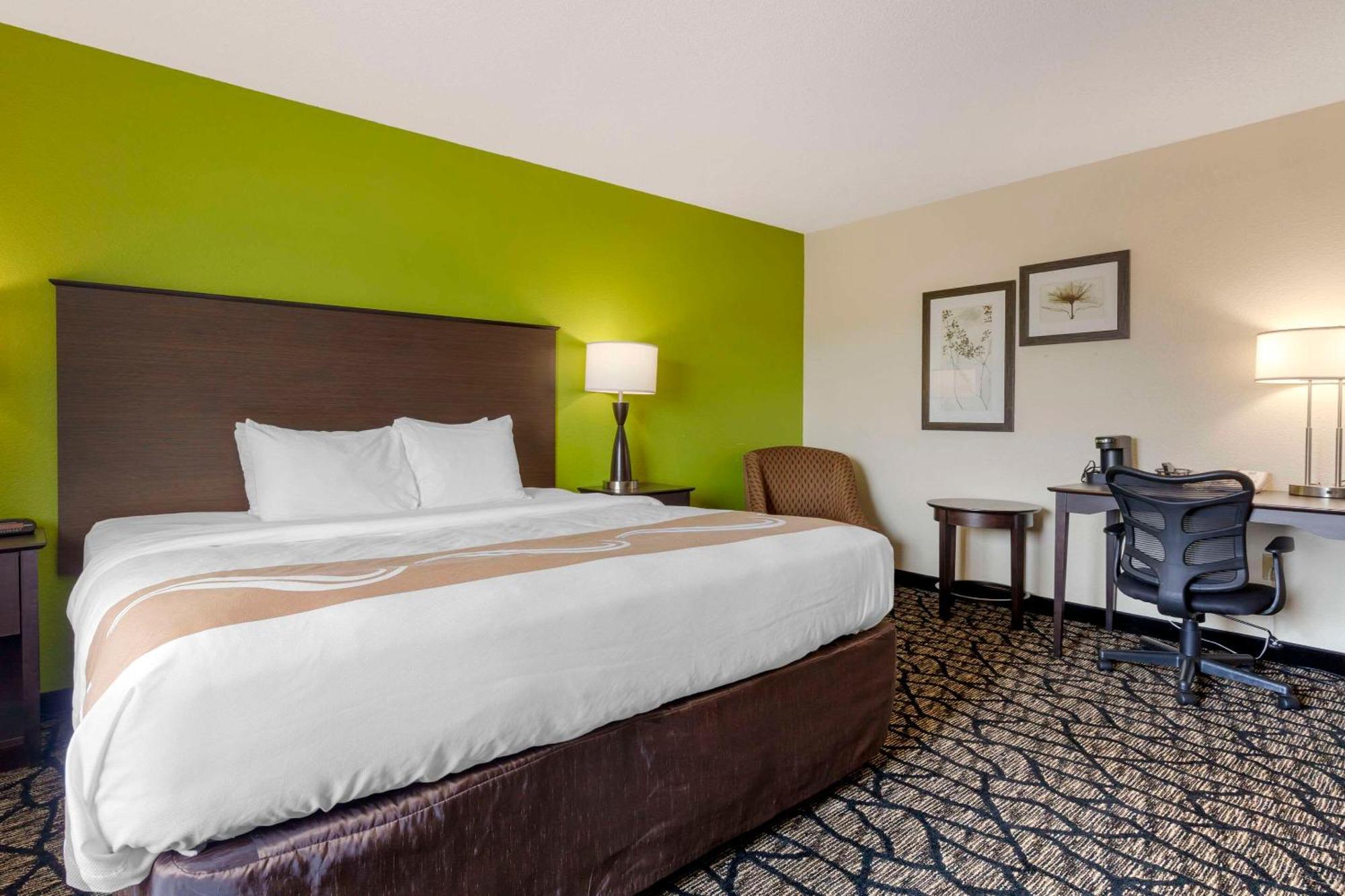 Quality Inn Oshkosh Extérieur photo